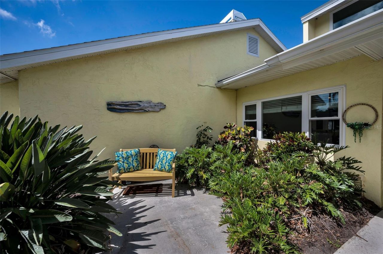2330 Barton Lane, Clearwater, FL 33759 Photo