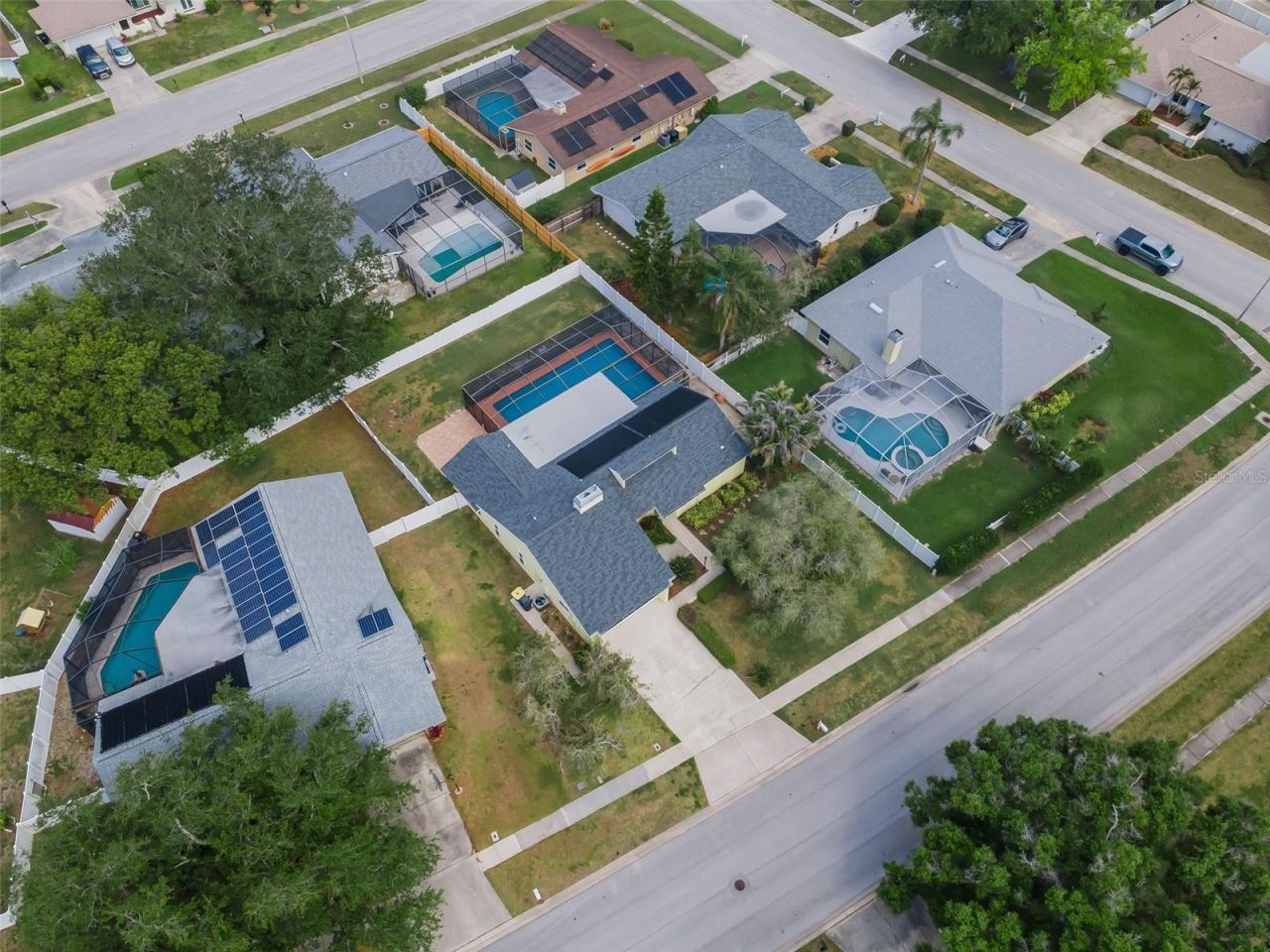2330 Barton Lane, Clearwater, FL 33759 Photo