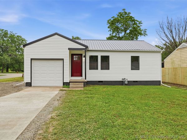 330 N Oak Street, Dewey, OK 74029