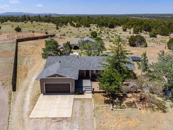 9900 E PINTO Drive W, Flagstaff, AZ 86004
