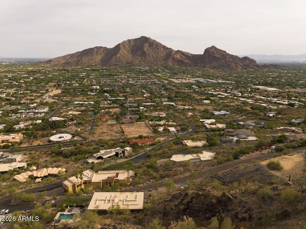 5743 E GLEN Drive, Unit 12, Paradise Valley, AZ 85253