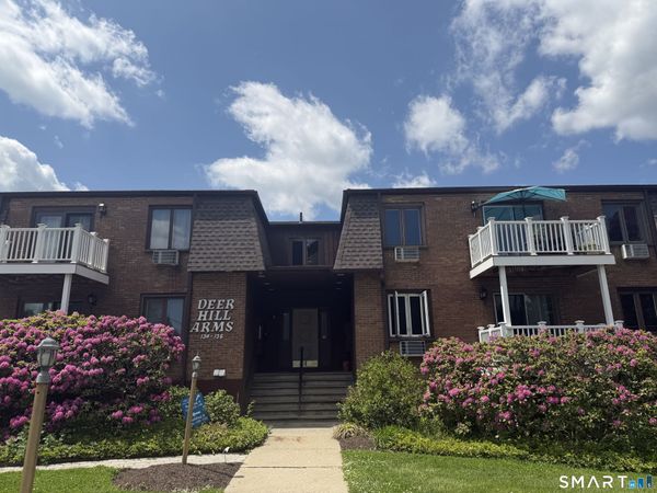 136 Deer Hill, Unit C31, Danbury, CT 06810