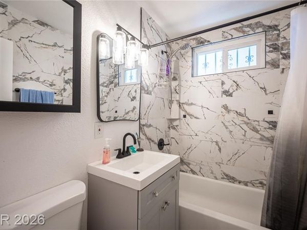 524 Alexander Avenue, Las Vegas, NV 89106