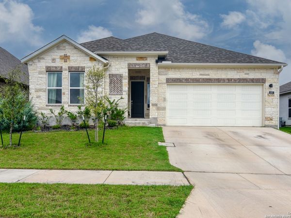 107 Cheslyn, Boerne, TX 78006