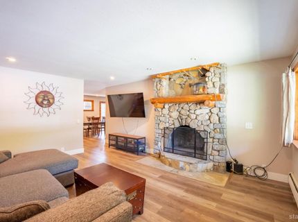 3384 Bruce Drive, South Lake Tahoe, CA 96150 Photo