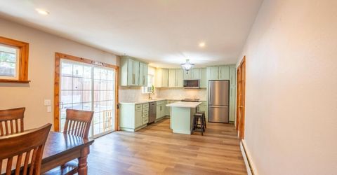3384 Bruce Drive, South Lake Tahoe, CA 96150 Photo