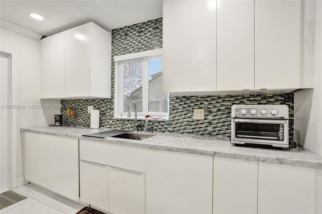 4662 NW 99th Ave , Sunrise, FL 33351 Photo