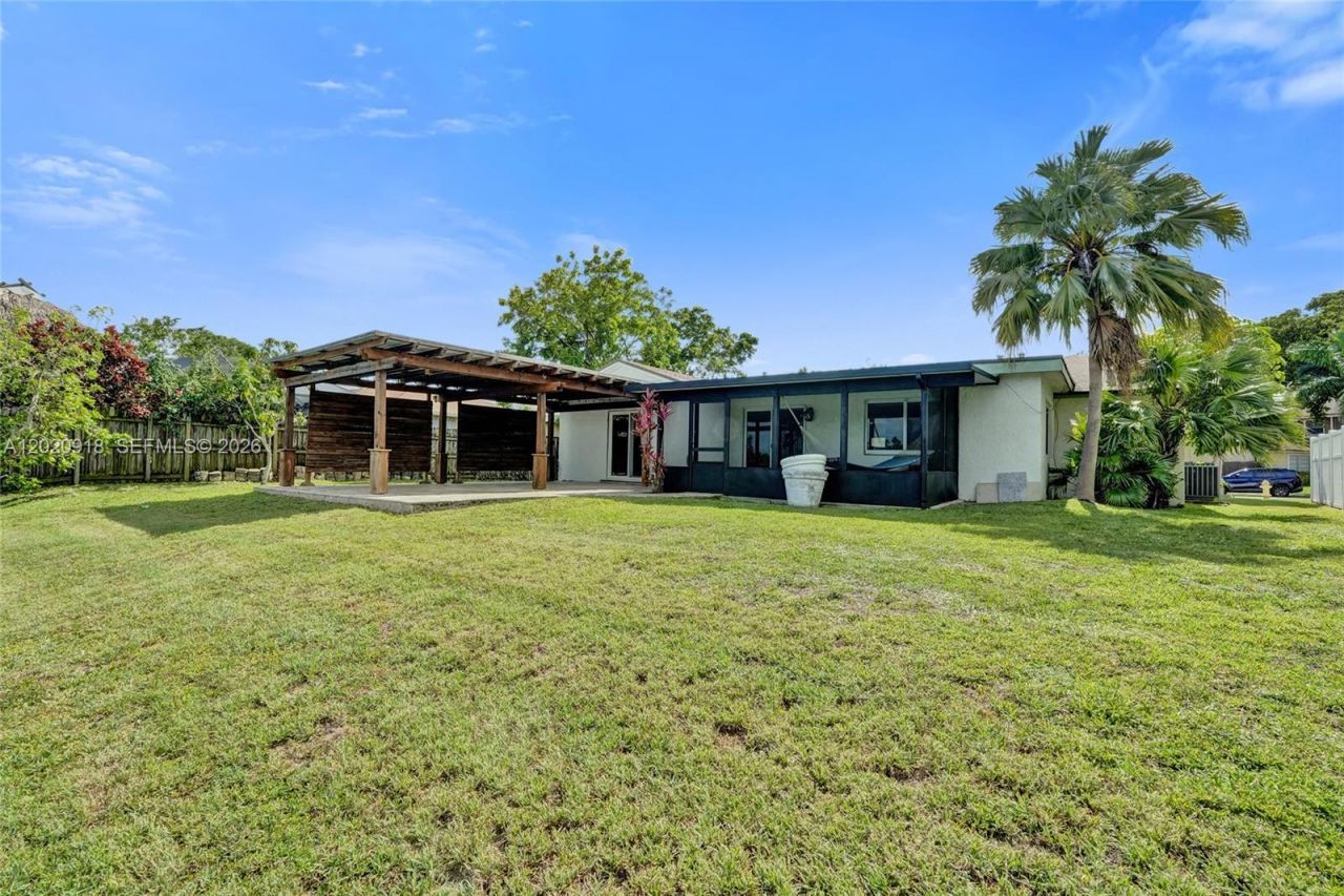 4662 NW 99th Ave , Sunrise, FL 33351 Photo