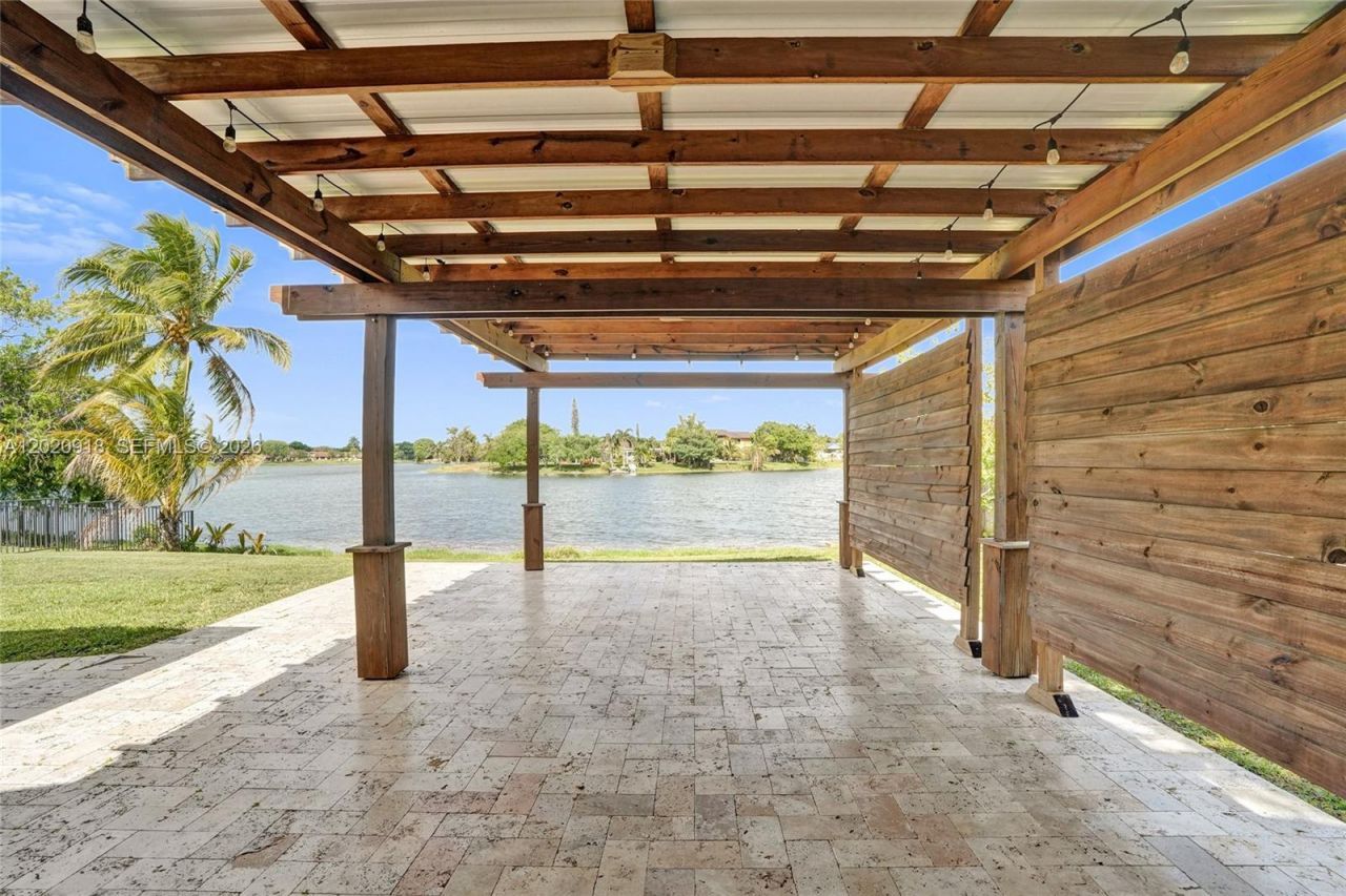 4662 NW 99th Ave , Sunrise, FL 33351 Photo