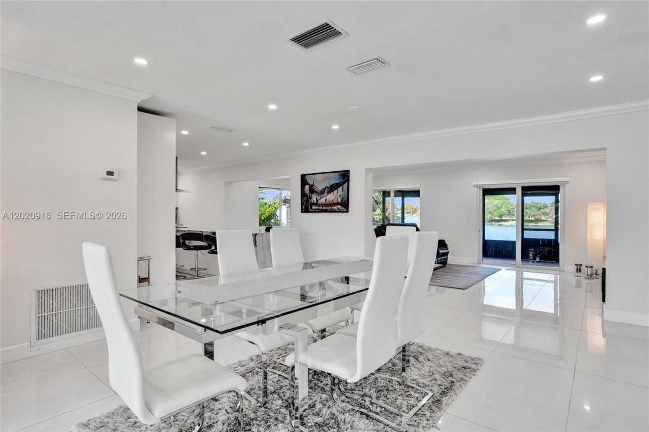 4662 NW 99th Ave , Sunrise, FL 33351 Photo