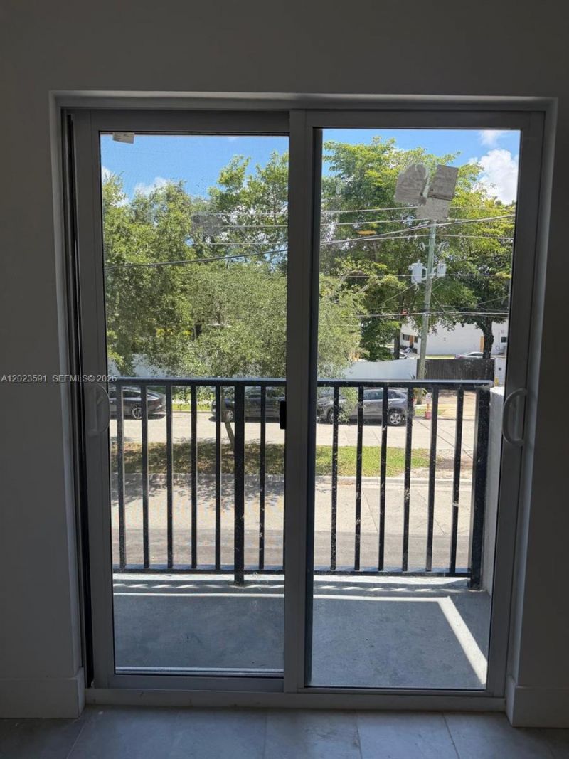 147 NW 59th St , Unit 206, Miami, FL 33127 Photo