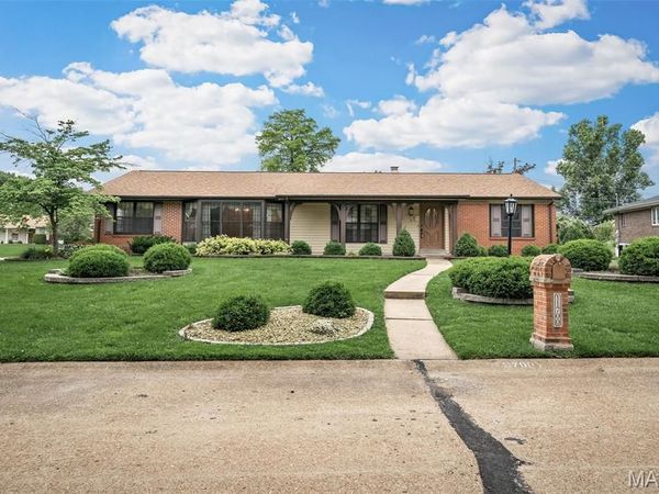 11700 Bayfield Lane , St Louis, MO 63128