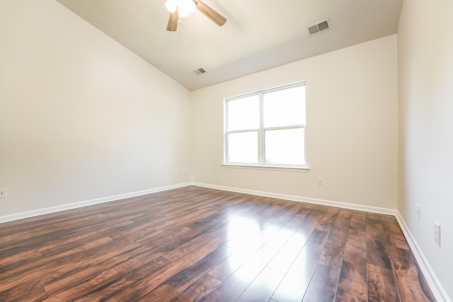 1296 River Rock Road Photo 13