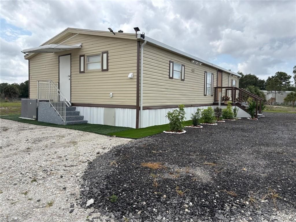 555 N Palomino St , Montura Ranches, FL 33440 Photo