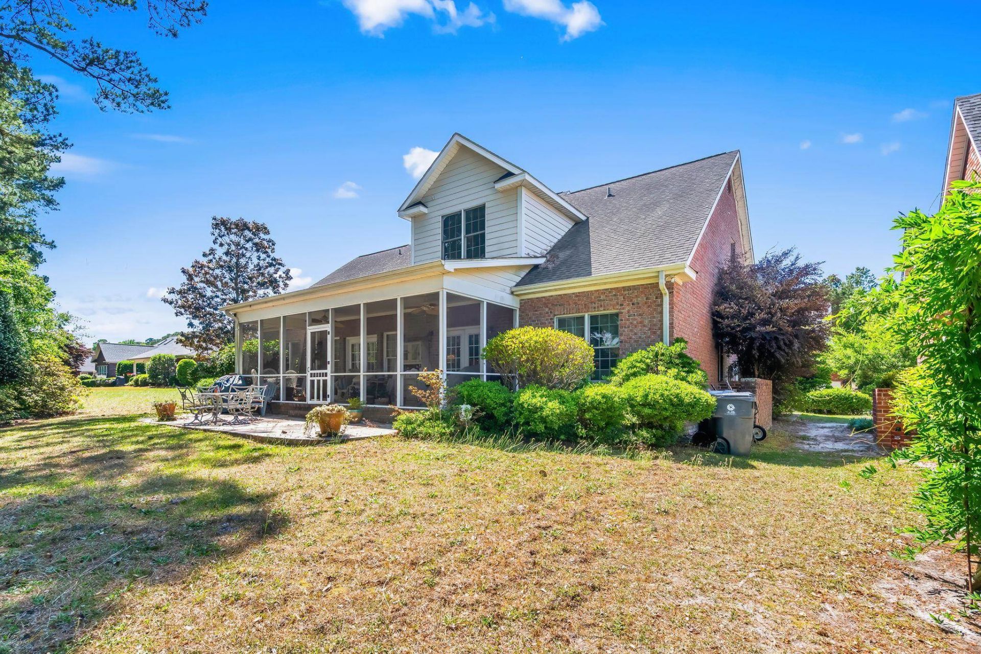 3258 Hermitage Dr.  Photo 5