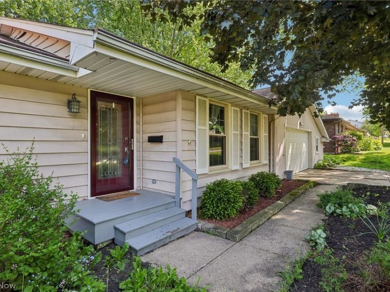 612 Forest Ridge Drive , Boardman, OH 44512 Photo 2