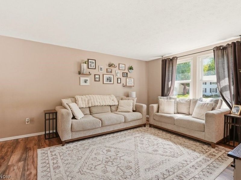10087 Pirates Trail, Aurora, OH 44202 Photo 6