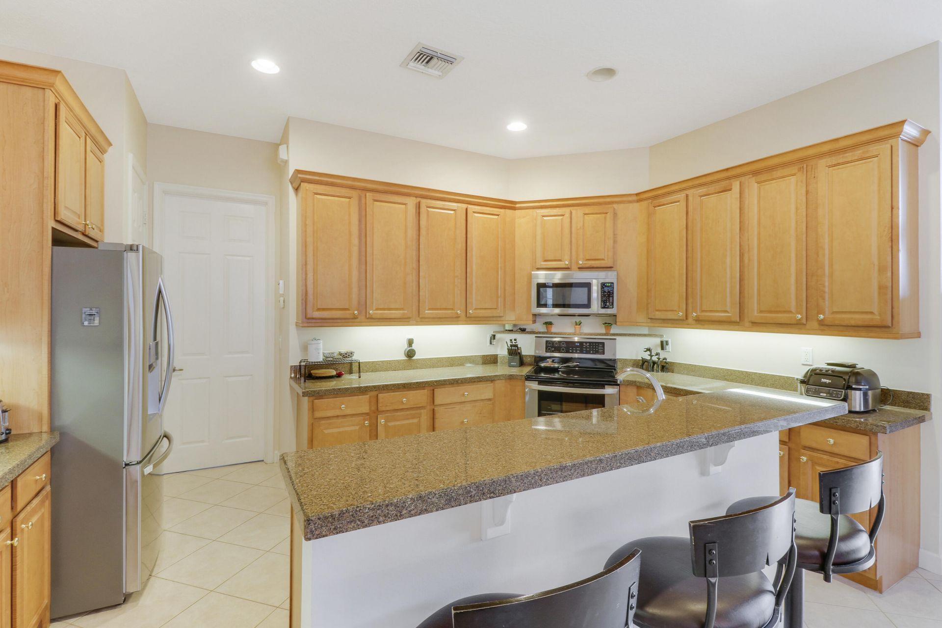 7112 Maidstone Drive, Port Saint Lucie, FL 34986 Photo
