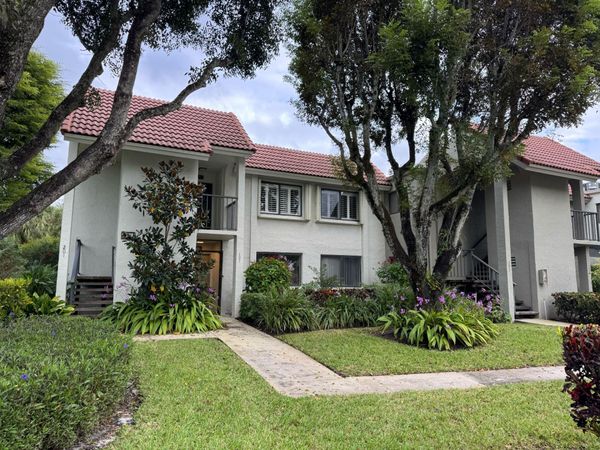 5750 Fairway Park Court, Unit 101, Boynton Beach, FL 33437