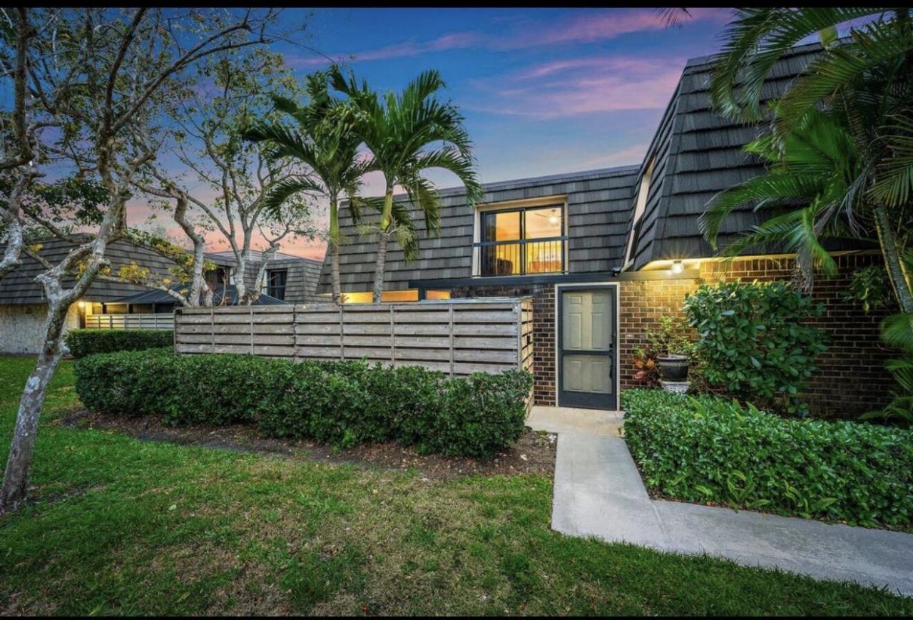 502 5th Terrace, Palm Beach Gardens, FL 33418 Photo