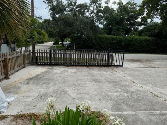 2899 NE 2nd Avenue, Boca Raton, FL 33431 Photo