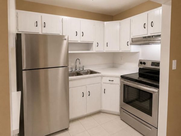1150 NE 17th Court, Unit 11, Fort Lauderdale, FL 33305
