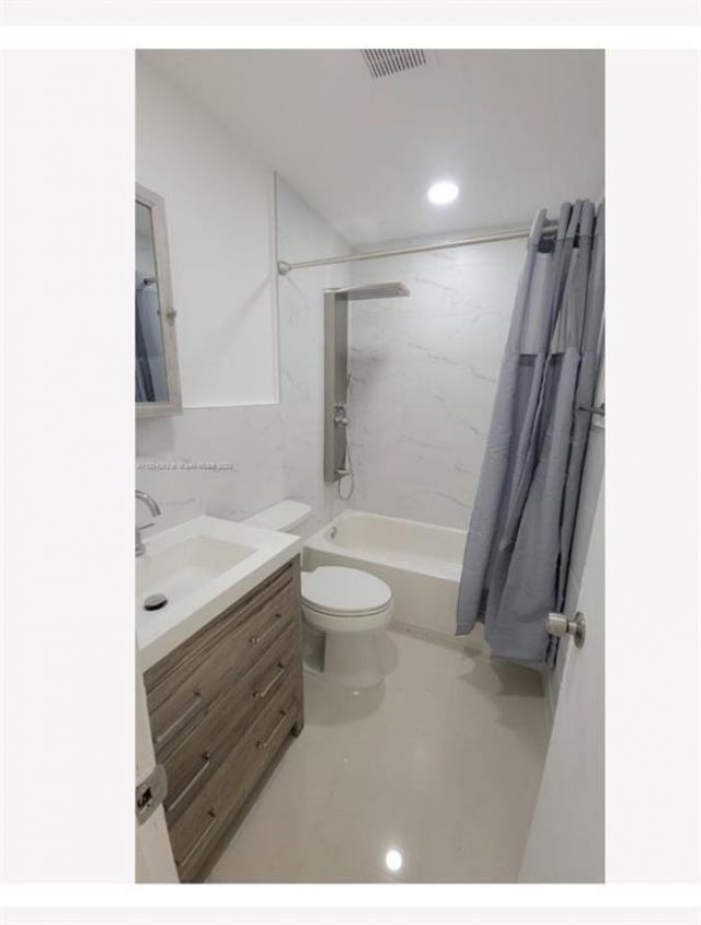 831 NW 14th Way, Unit 1-2, Fort Lauderdale, FL 33311 Photo