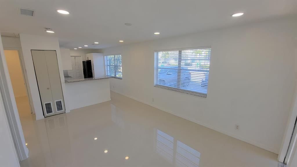 831 NW 14th Way, Unit 1-2, Fort Lauderdale, FL 33311 Photo