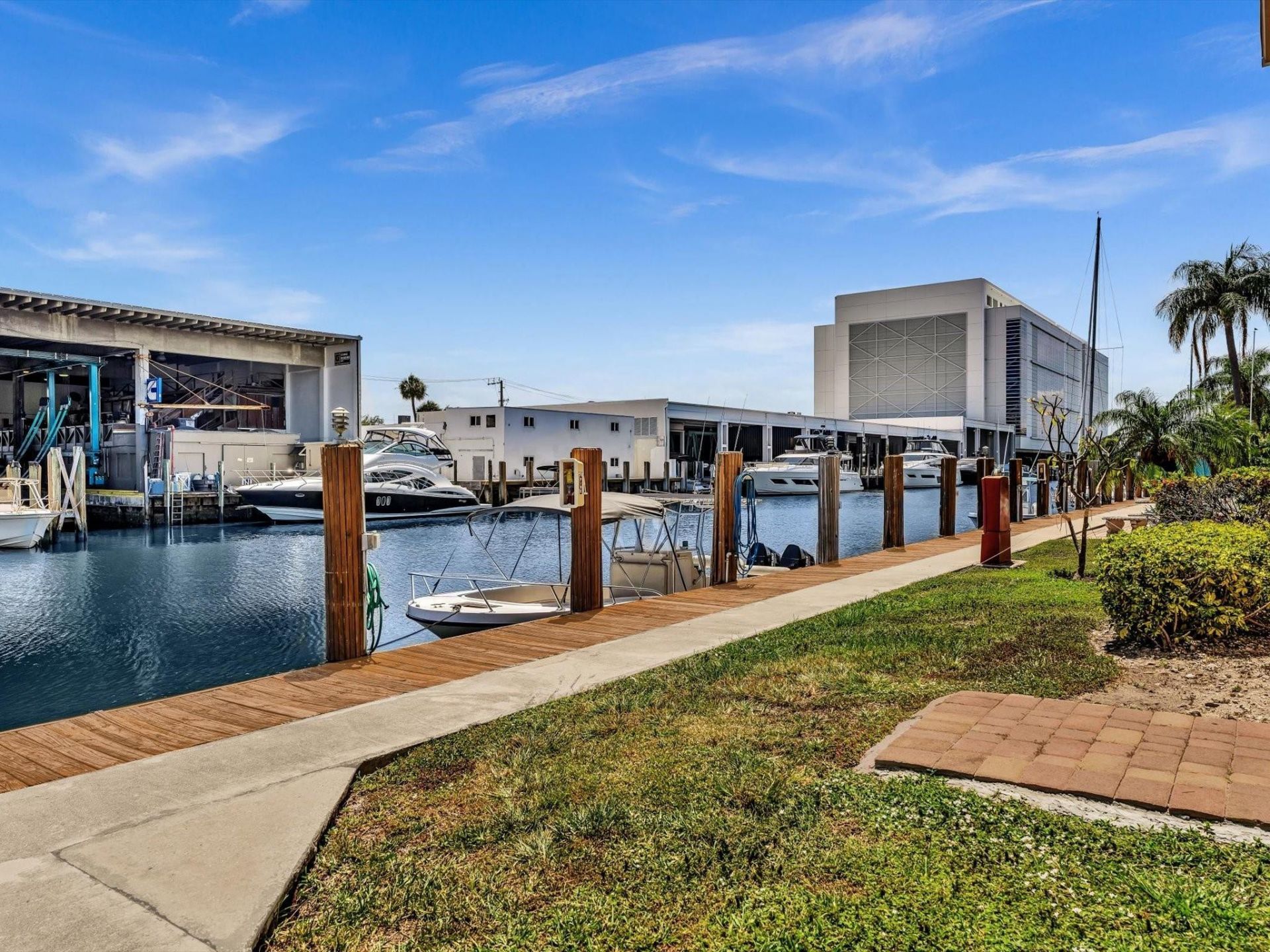 1510 SE 15th Street, Unit 308, Fort Lauderdale, FL 33316 Photo