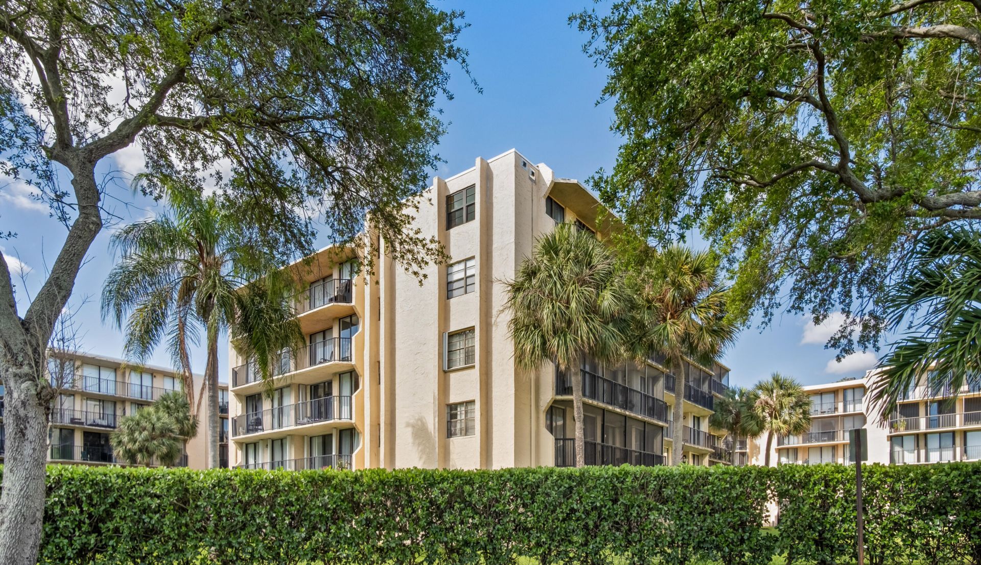 3500 Blue Lake Drive, Unit 503, Pompano Beach, FL 33064 Photo