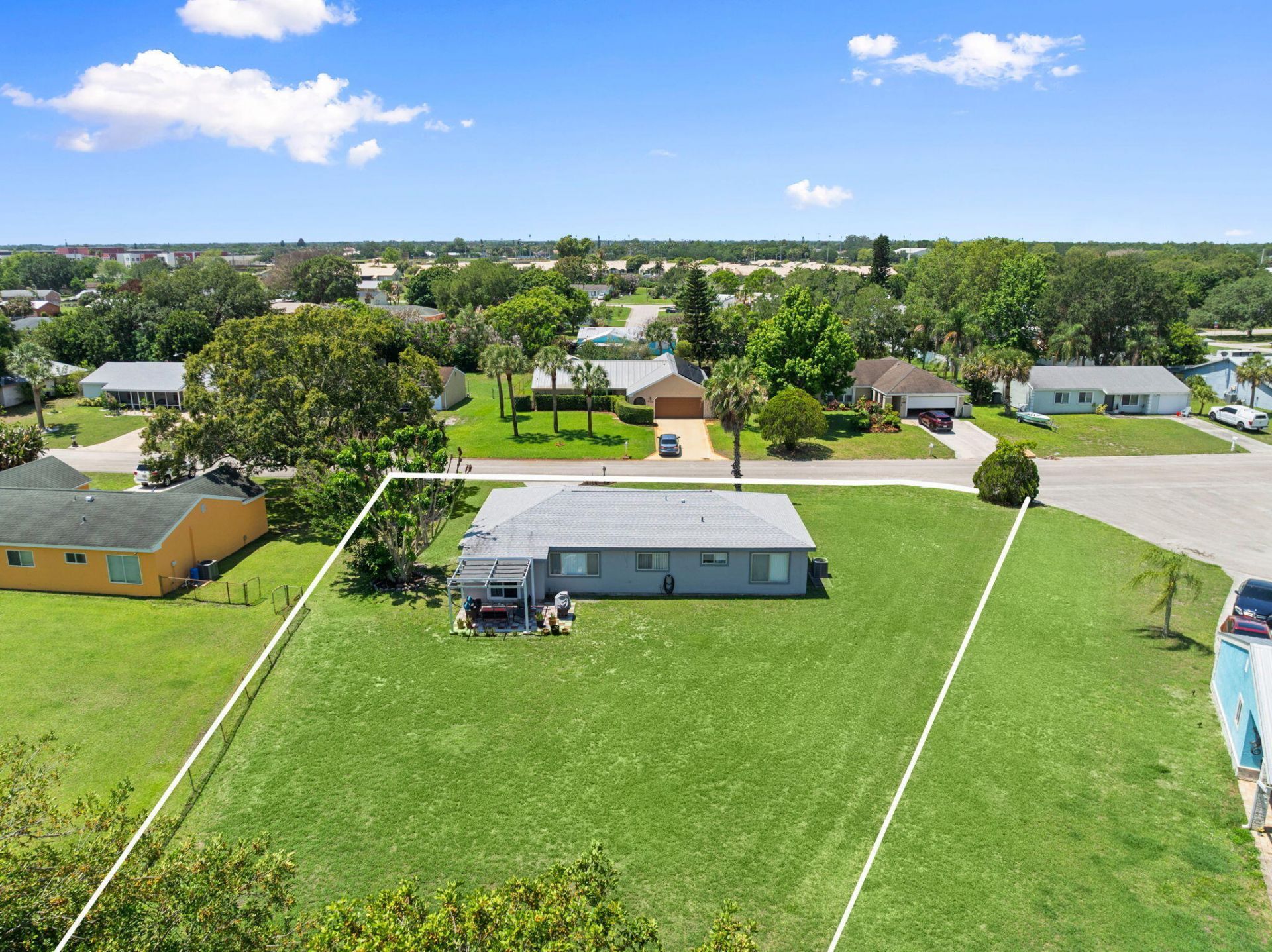 651 SW Old Briar Avenue, Port Saint Lucie, FL 34953 Photo