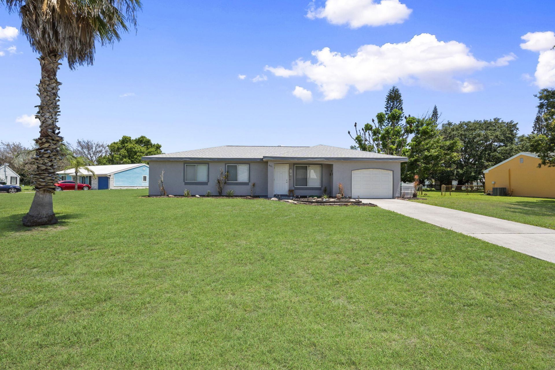 651 SW Old Briar Avenue, Port Saint Lucie, FL 34953 Photo