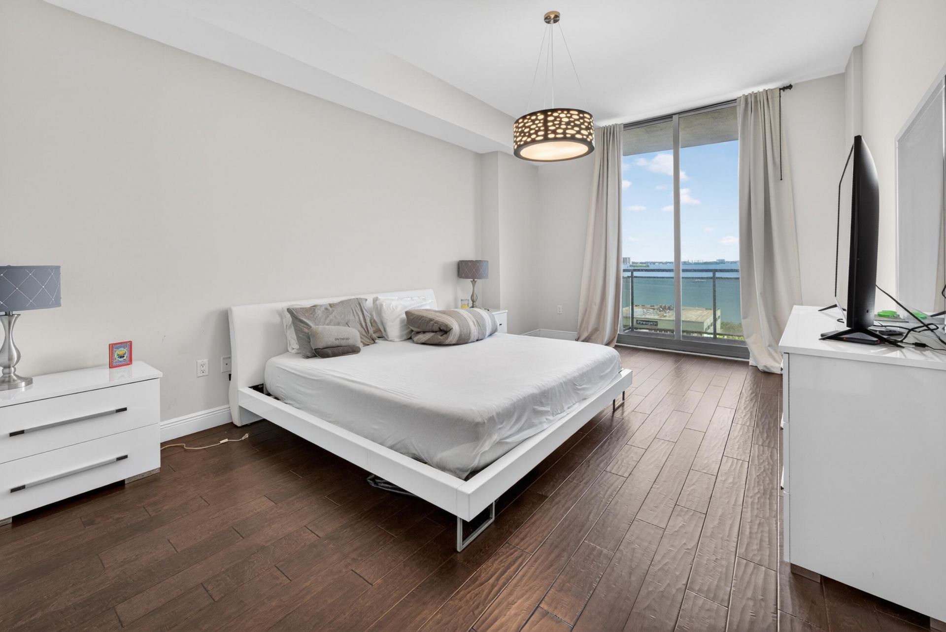 7901 Hispanola Avenue, Unit 807, North Bay Village, FL 33141 Photo