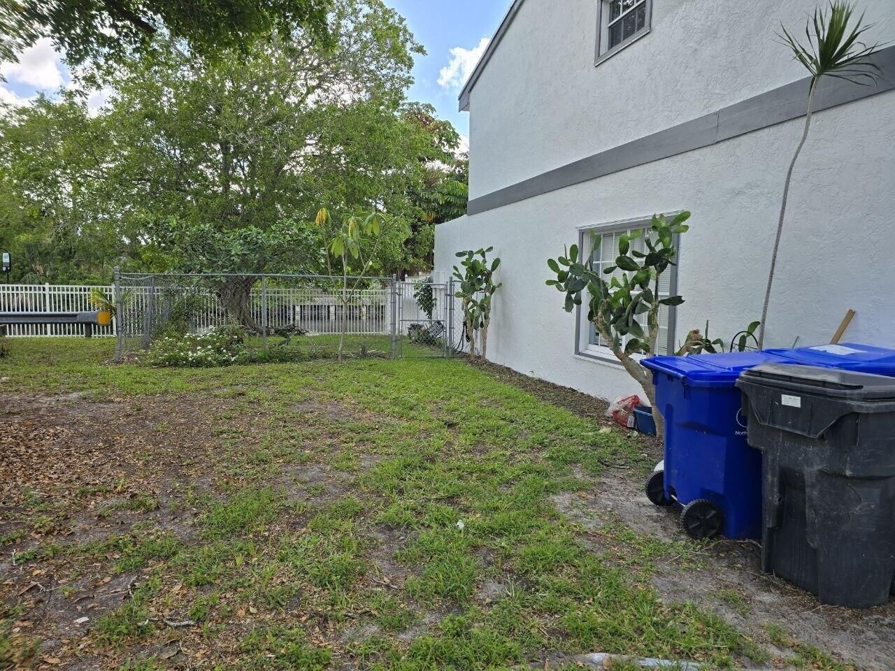 7900 SW 7th Place, North Lauderdale, FL 33068 Photo