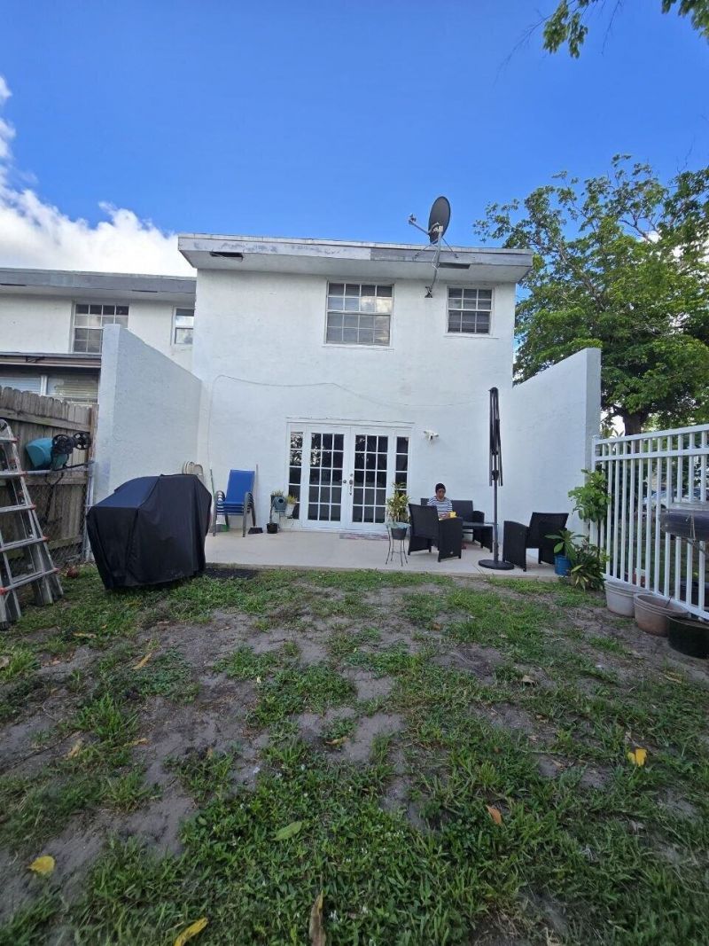 7900 SW 7th Place, North Lauderdale, FL 33068 Photo