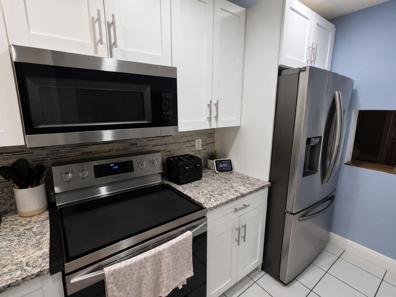 7900 SW 7th Place, North Lauderdale, FL 33068 Photo