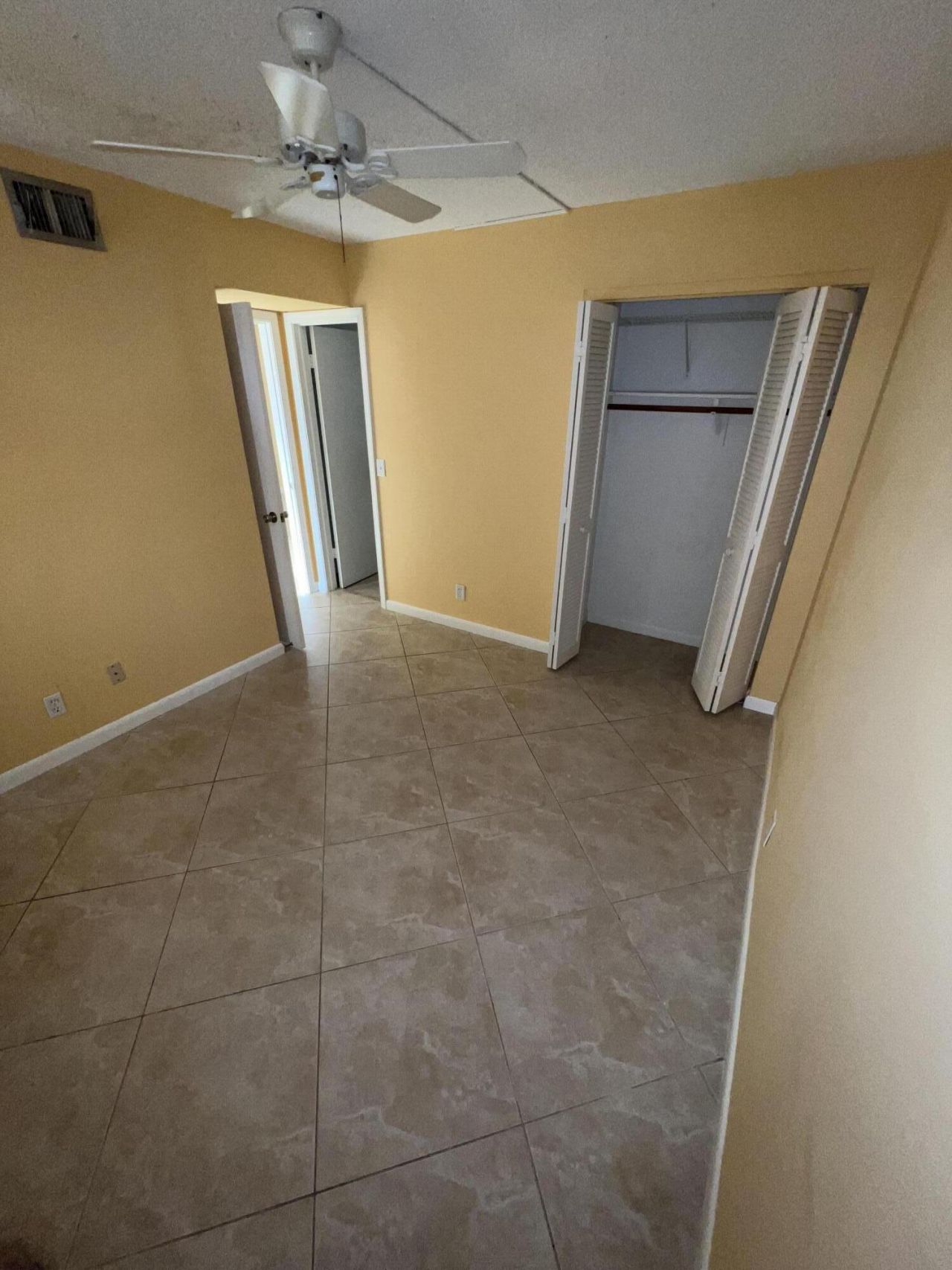 9949 Sandalfoot Boulevard, Unit Apt 514, Boca Raton, FL 33428 Photo