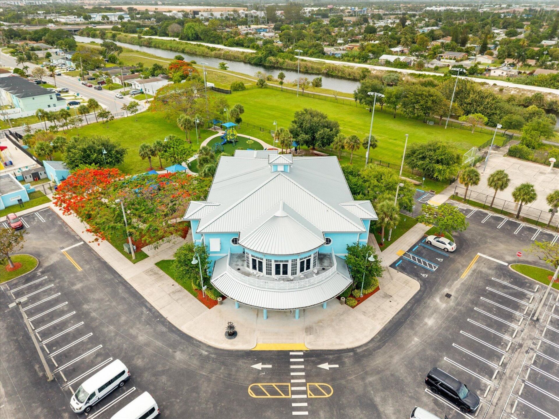 526 NW 12th Avenue, Boynton Beach, FL 33474 Photo