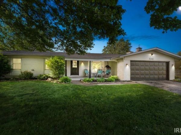1311 Berkshire Drive, South Bend, IN 46614