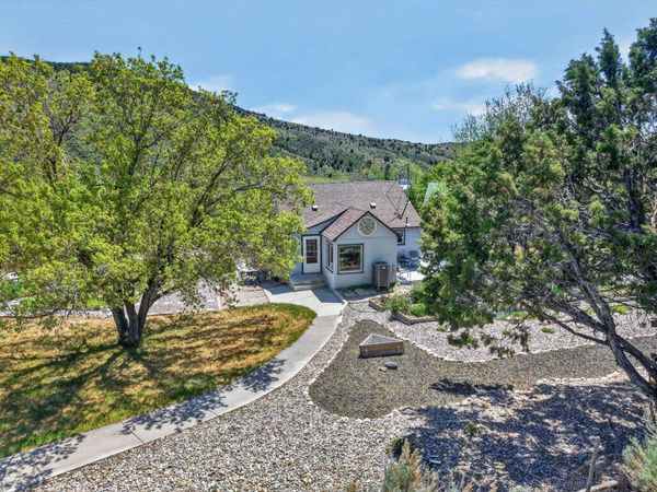 7964 W Pocatello Creek, Pocatello, ID 83201