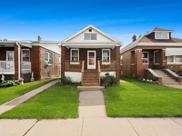 2827 N Mason Avenue , Chicago, IL 60634