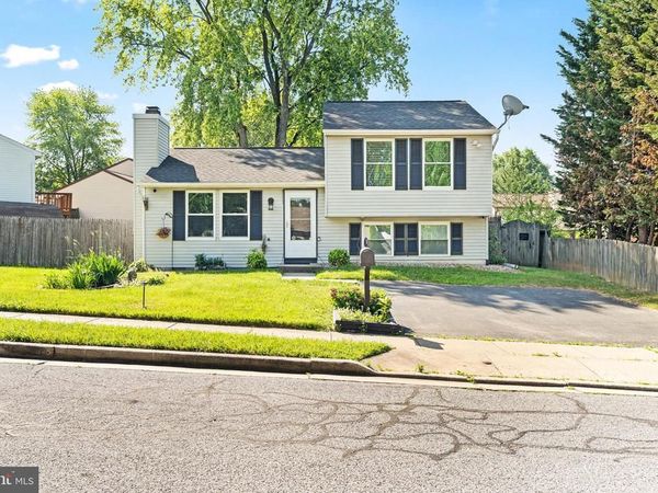 402 CRANBERRY COURT , FREDERICK, MD 21703