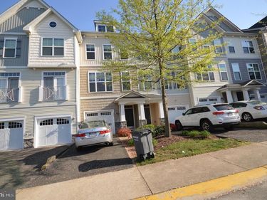 1571 RENATE DRIVE , WOODBRIDGE, VA 22192