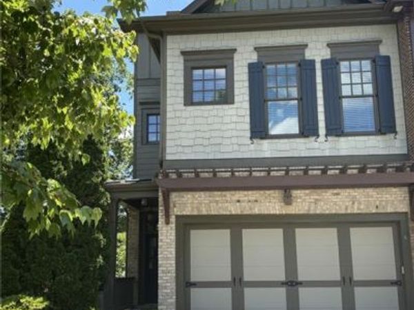 6957 Fellowship Lane, Flowery Branch, GA 30542