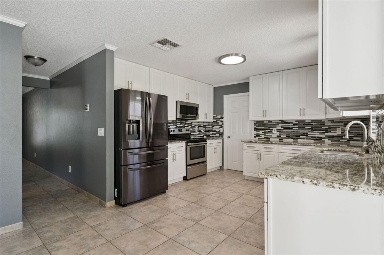 1804 Vale Drive, Clermont, FL 34711 Photo