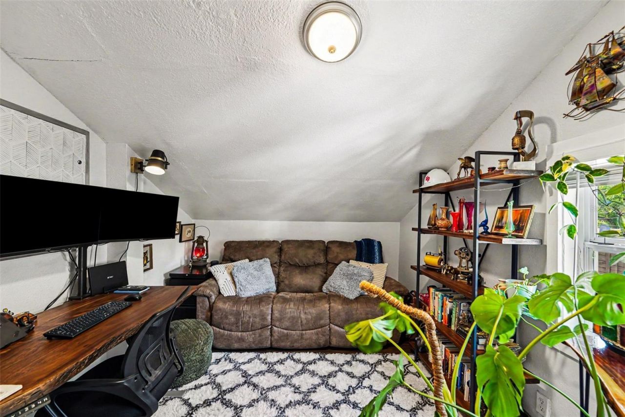 1655 Preston St S, Saint Petersburg, FL 33712 Photo