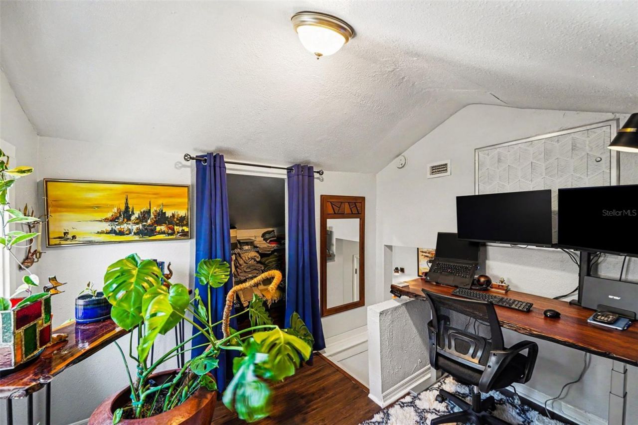 1655 Preston St S, Saint Petersburg, FL 33712 Photo
