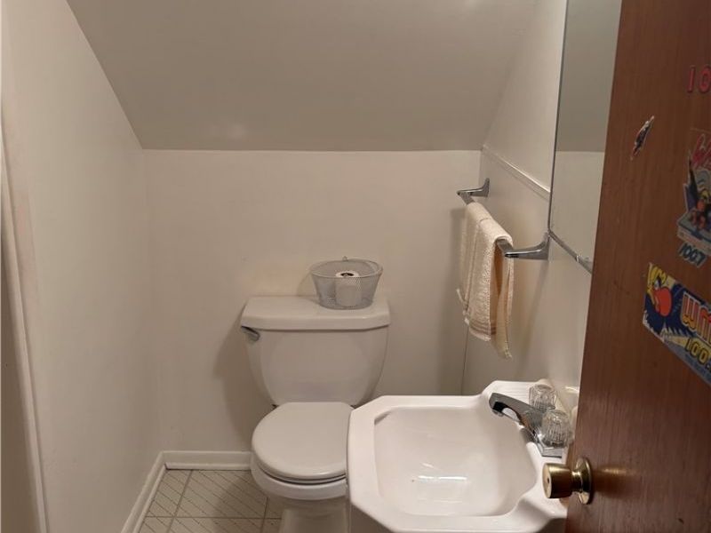 1661 Empire Road , Wickliffe, OH 44092 Photo 10