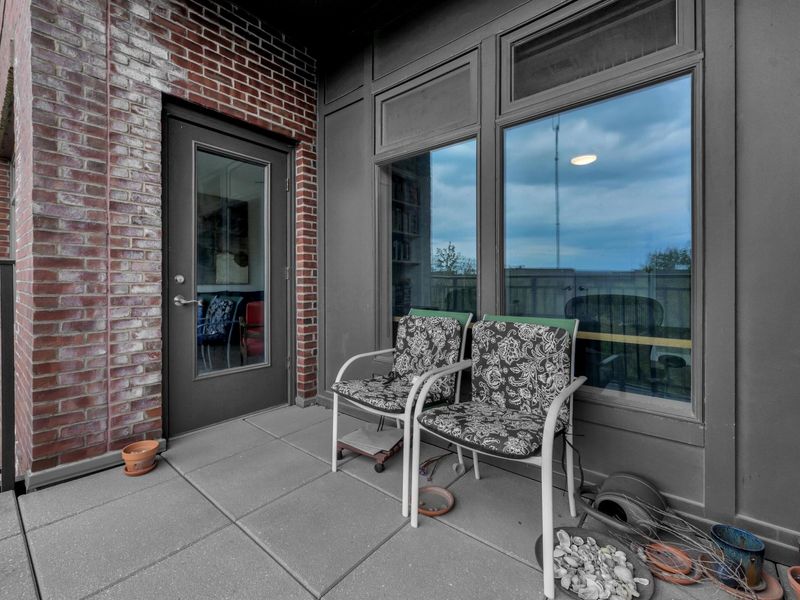 828 Bobcat Avenue, Unit 404, Columbus, OH 43212 Photo 13