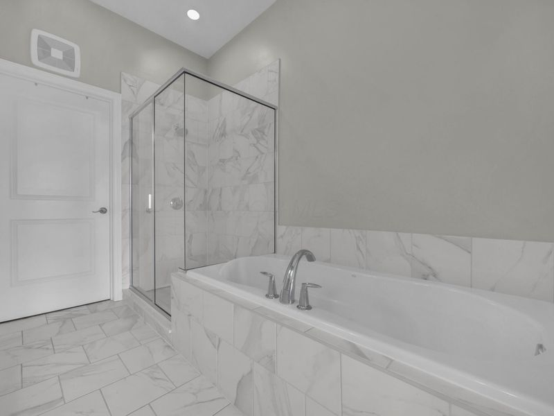 828 Bobcat Avenue, Unit 404, Columbus, OH 43212 Photo 20